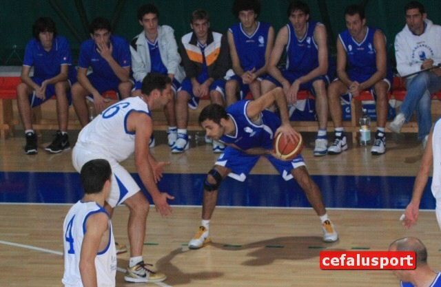 101128_sport 307y_tn.jpg